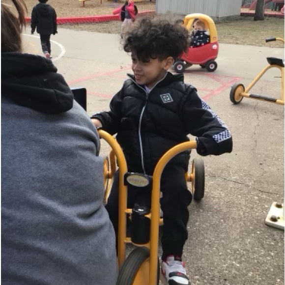 Meet your Posher, Jeannette - Picture 4 of 12